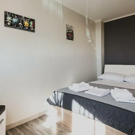 Appartement Lenti Street House *