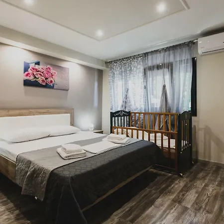 Lenti Street House Kallirákhi